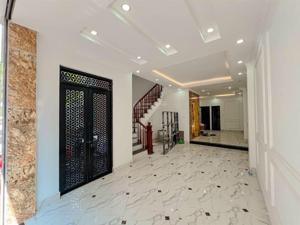 Siêu phẩm nhà đẹp ô tô vào nhà thang máy view hồ linh đàm ở sướng giá 12.5 tỷ