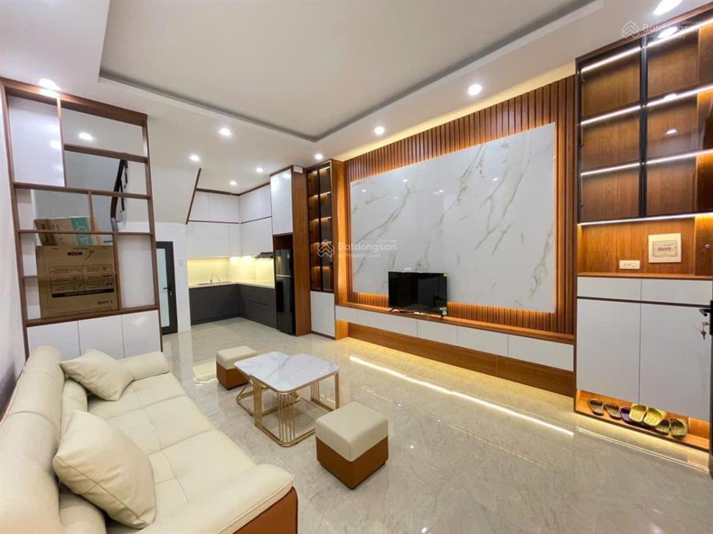 Nhà mới đẹp định công thượng gần ô tô 5 tầng full nội thất35m2 giá 7.65 tỷ