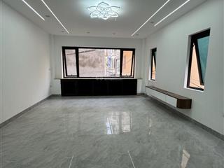 Siêu phẩm lô góc đội cấn  ô tô tránh thang máy  vừa ở vừa kinh doanh  7 tầng 68m2 giá 38 tỷ