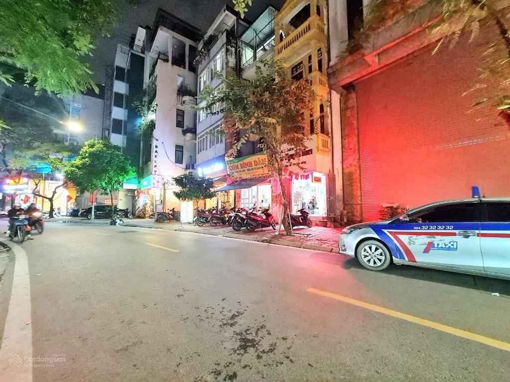 Tòa nhà mặt phố vương thừa vũ vị trí đẹp nhất phố vỉa hè rộng dòng tiền khủng 187m giá 165 tỷ