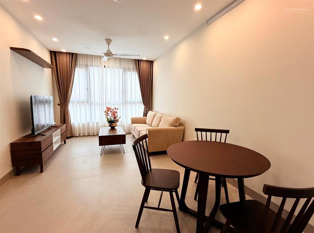 Bán nhà mặt phố tràng tiền  phường tràng tiền  gần nhà hát lớn  hồ gương  nhà đẹp ở ngay