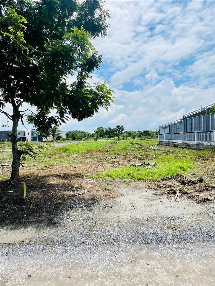Bán đất thổ cư đức hòa, tl824, gần kcn 5x25m giá 1tỷ view sông tự nhiên