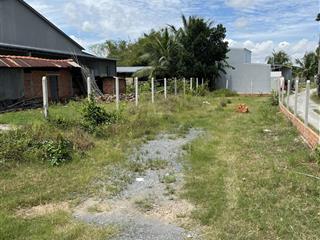 Bán lô đất mt hương lộ 2 150m2 950tr sổ sẵn công chứng ngay.