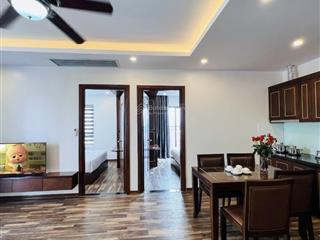 Cho thuê căn hộ 2 phòng ngủ ở toà nhà hanoi apartment lạc long quân