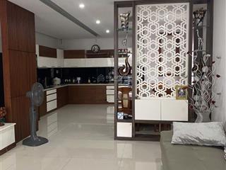 Bán nhà lô góc 3 mặt kiệt ô tô, nội thất cao cấp  trung tâm hải châu, đà nẵng