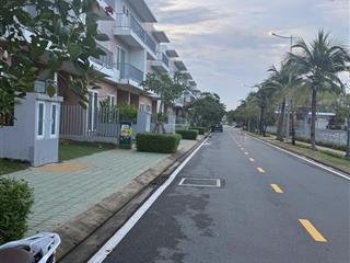 Giảm 400tr còn 8,1 tỷ. nhà full nội thất. dragon village phú hữu