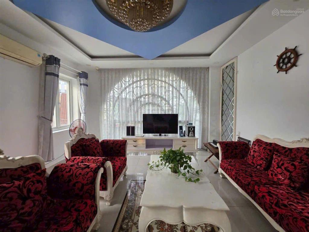 Siêu phẩm lê văn thịnh, cát lái, q2 nhà 4 tầng tân cổ điển 9,9 tỷ tl