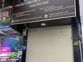 Nhỏ gọn nhưng chất lượng  cho thuê nhà mặt phố ngõ gạch  30m  mt5m  giá 30tr