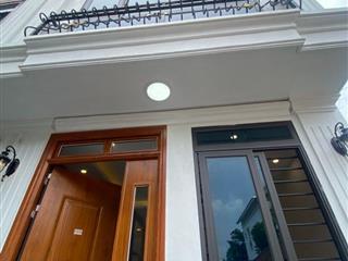 BÁN NHÀ 4 TẦNG – TRUNG TÂM THỊ TRẤN CHÚC SƠN – 31M² GIÁ RẺ  Chính chủ cần bán nhà 4 tầng tại thôn Tràng An, 