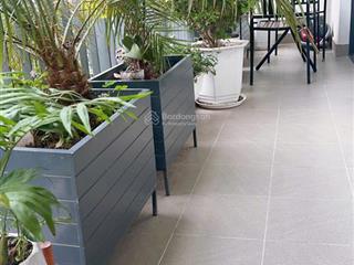 Tôi là chính chủ cần bán căn 90.9m2, 3pn, sẵn sổ đỏ. ban công hướng đông nam