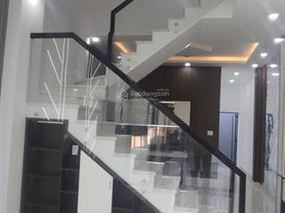 Bán nhà hẻm xe hơi siêu đẹp long an dt 4,4x27m, giá 2,95 tỷ