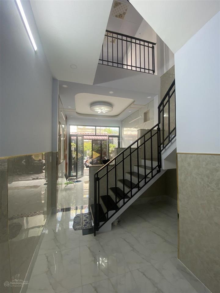 Quận 6 hẻm 5m nhà 2 tầng mới dt 52m2 giá 7,2 tỷ.