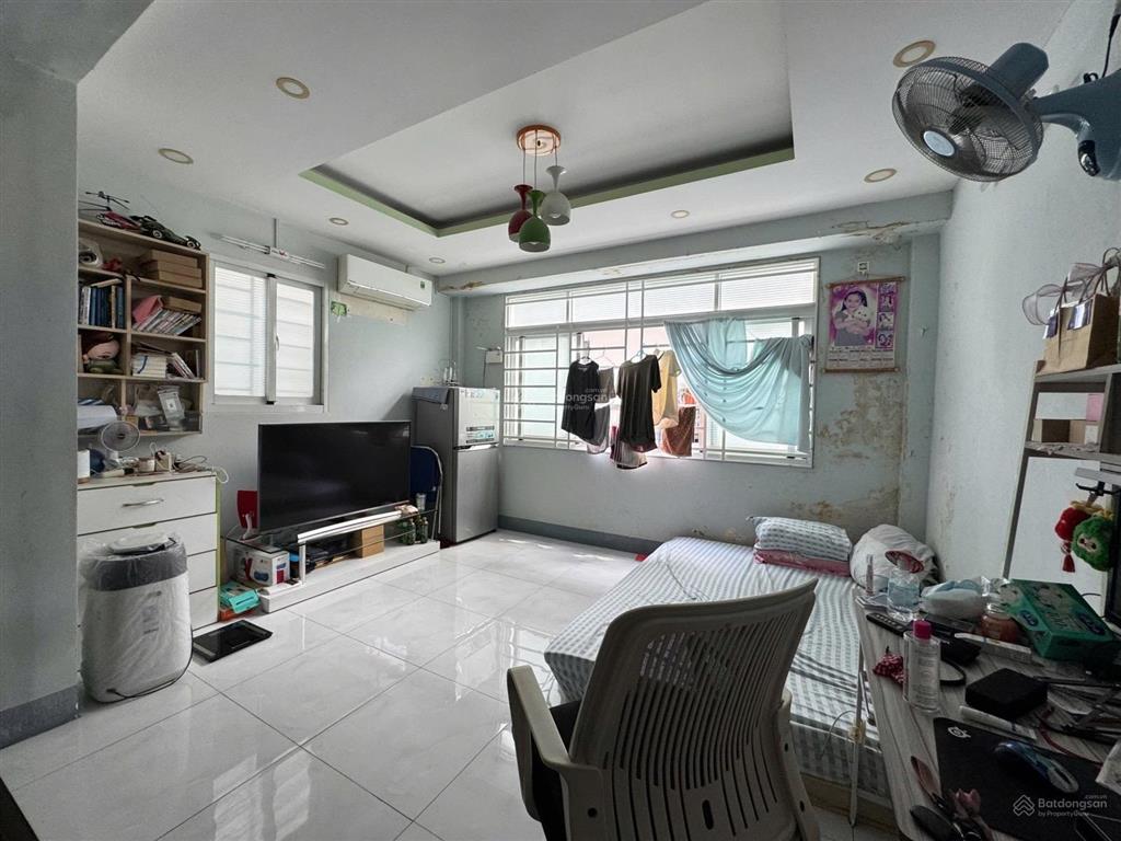 Bán nhà bà hạt quận 10 dt 4,5x10m giá 7,2 tỷ.