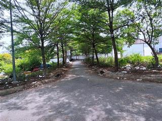 Bán lô đất dt 6x13,5m ngay trung tâm lê văn lương phước kiển nhà bè tphcm