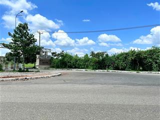 Kẹt tiền chủ ngộp cắt lỗ bán lô đất mặt tiền đường 28 hòa long (tam long  tphcm) 170m2/1ty570