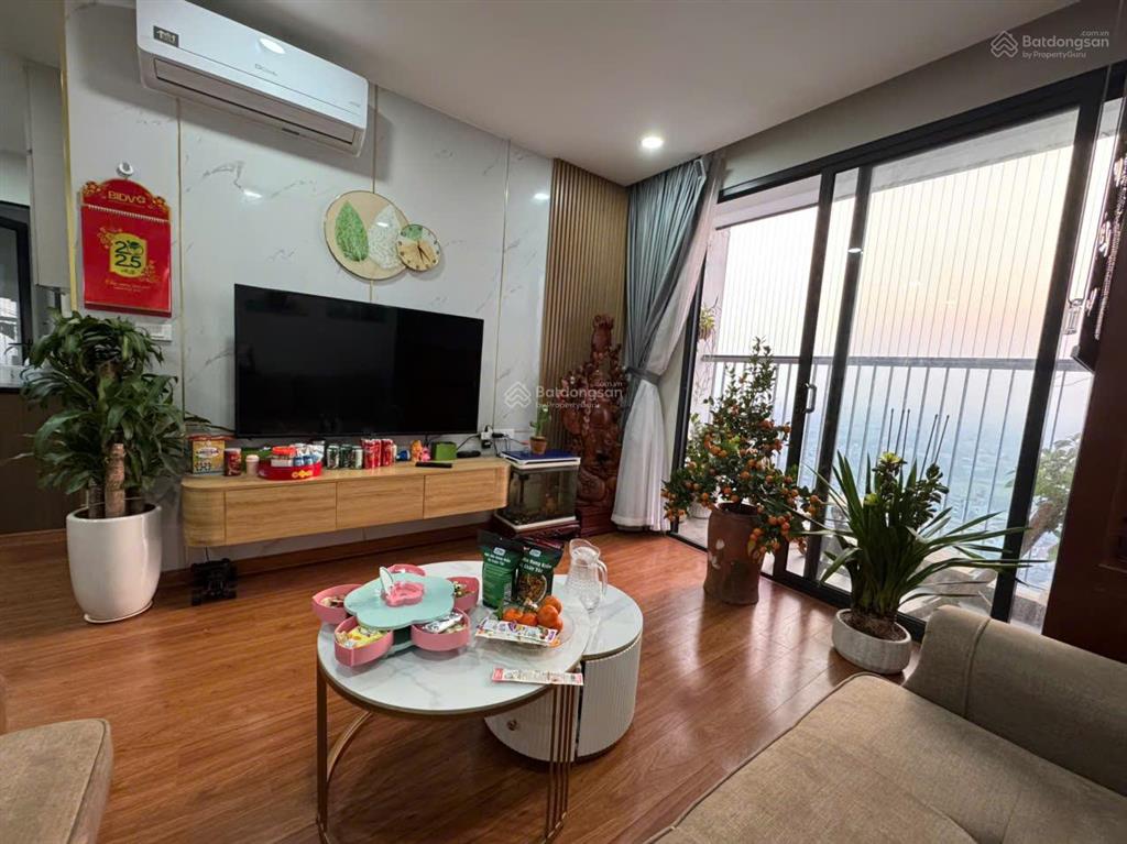 Mình chính chủ bán lại 3 ngủ ( góc) green park tầng 20 view hồ yên sở giá bao phí cho a/c