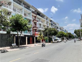 Chú em kẹt bank bán gấp nhà ngay mặt tiền đường số 23  dt5x22  4 tầng sân thượng giá 13tỷ.
