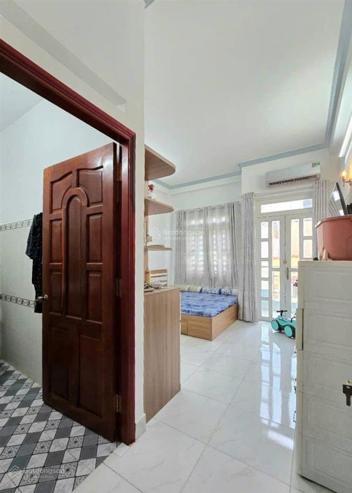 Bán nhà ngay mặt tiền lê cơ kdc nam hùng vương q. bình tân  dt 4,5x20m  4 tầng  giá 8,6 tỷ