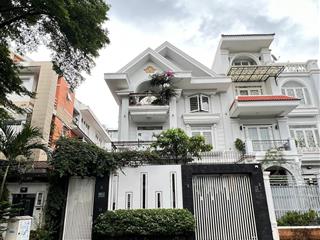 Bán biệt thự ngay rivera villas an phú chung cư vistar q2  dt 9x26m xd 3 tầng  giá 33 tỷ