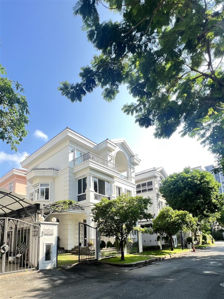 Bán biệt thự view sông thoáng mát khu vip sang trọng compounddt 12x28m  giá 62ty.