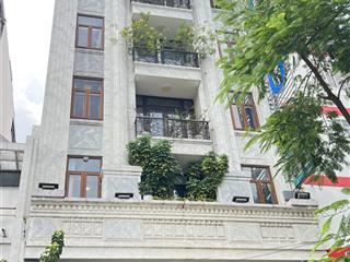 Bán toà nhà chdv cao cấp mt lâm văn bền q7  dt 8x25m  xd hầm 8 tầng  kt 300tr/tháng  giá 42tỷ