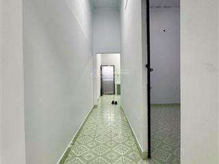 Nhà mặt tiền gần lê văn việt, diện tích lớn, tiện xây mới, vừa ở vừa kinh doanh
