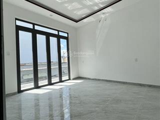 Bán nhà 2 tầng, gần đường đình phong phú, hẻm xe hơi 16 chỗ, không lộ giới, nhà mới tinh tươm