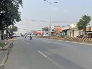 Vị trí kinh doanh sầm uất, kế bcons thống nhất và làng đại học. giá 150 tỷ