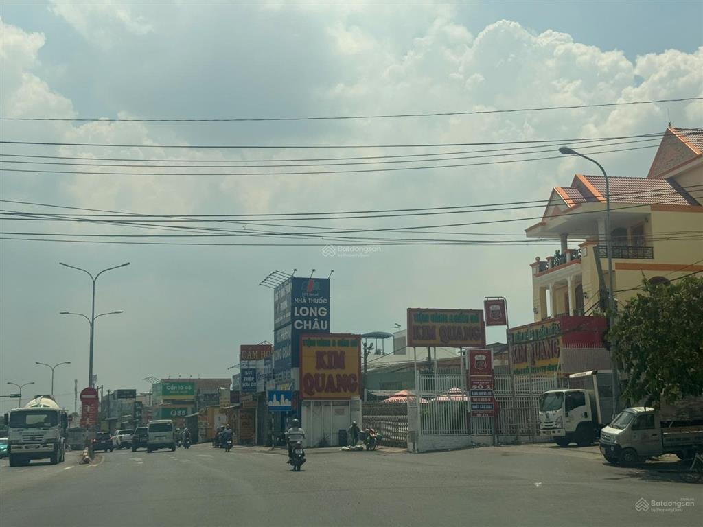 Bán đất mặt tiền ql1k, gần đường thống nhất vào làng đại học chợ đông hòa, ủy ban phường đông hòa