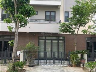 Nàng hậu căn shophuose 90 m2 hướng nam giáp hà nội tại centa city vsip từ sơn đã đông dân cư
