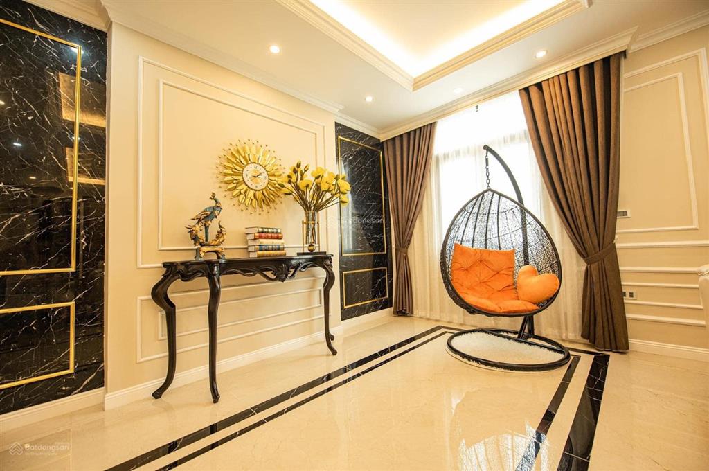 Cho thuê chcc hateco laroma 4a huỳnh thúc kháng 3pn, 137m2, đủ đồ giá 25 triệu.  0348 453 ***