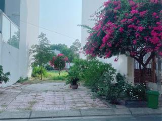 Thiếu vốn kd tôi cần bán nền đất nhà phố 13b conic be  126m2 ngay trục chính đi vào