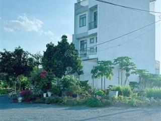 Tôi cần bán nền đất 13a hồng quang lô a11  105m2 gần tạ quang bửu giá 38tr/m2.  0918 34