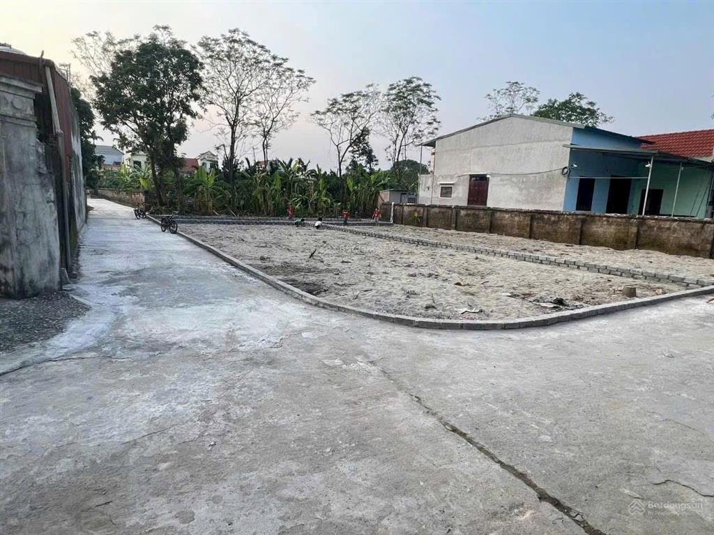 Bán lô góc vip tại đại tập, tân châu, khoái châu, hy. đường ô tô thông tứ ngả. giá chỉ 1x tr/m2