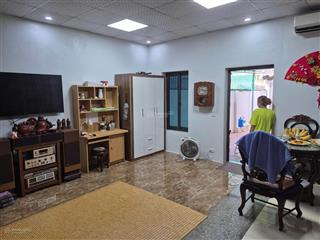 Nhà cấp 4  ô tô đỗ cổng  đông trạch thanh trì. 82m2, giá chỉ 6.7 tỷ