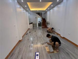 Bán nhà 2 tầng dân xây  đông mỹ, 43m  giá chỉ 3.6 tỷ