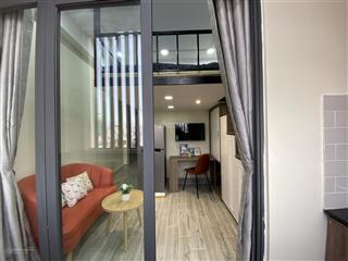 Cho thuê phòng duplex tách bếp ngay mặt tiền đường hồ văn huê gần sân bay tân sơn nhất