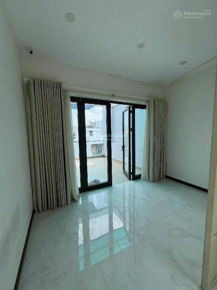 Dòng tiền 40tr/tháng, gần chợ tân quy, 04 tầng, dt 4x22m