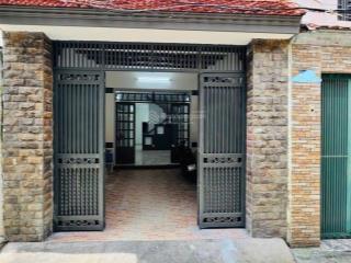 Nhà đẹp 03 tầng  kdc hiện hữu, dt 4x16m