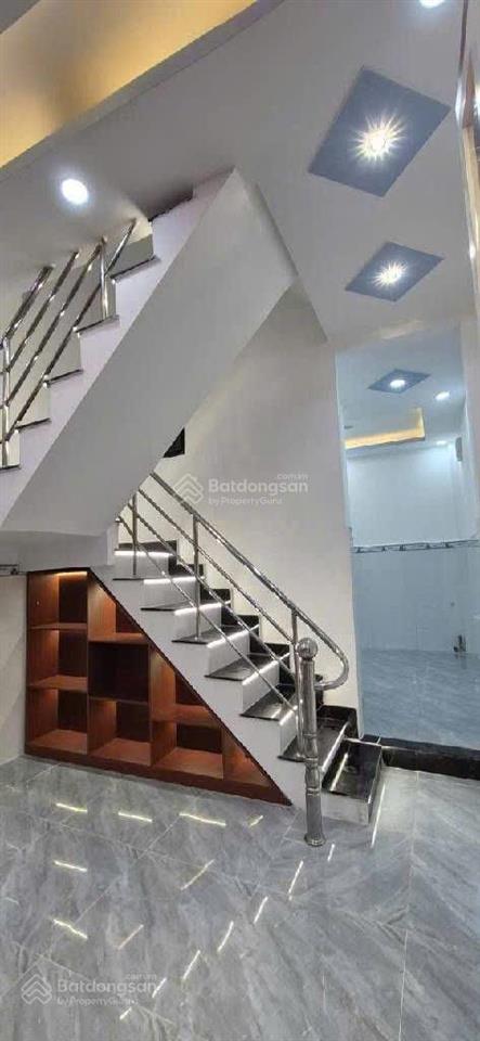 Nhà đẹp 03 tầng shr ngay cầu nguyễn khoái, 4x14m