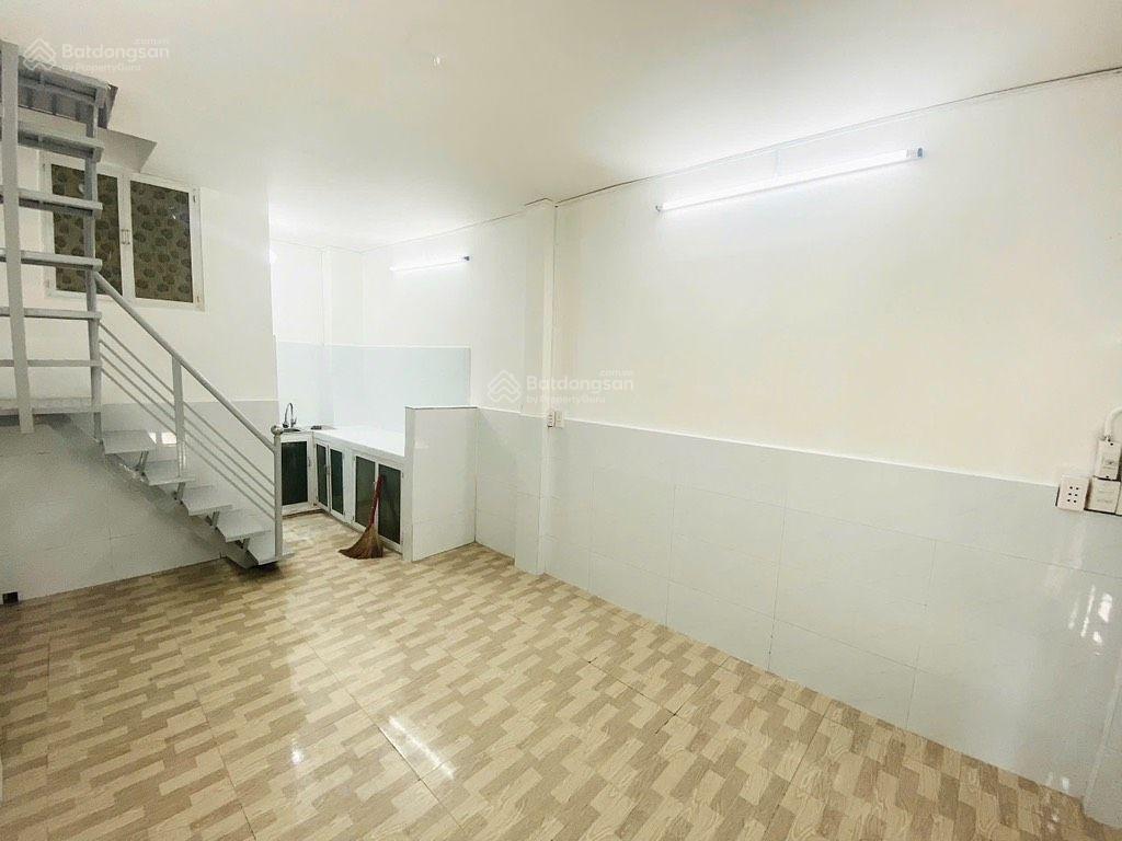 Hàng xóm chủ bán nhà giúp, khu kiều đàm, 02 tầng, 20m2