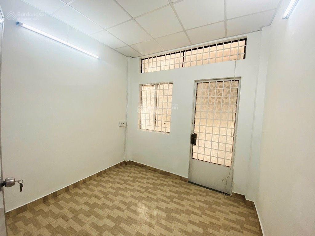 Hàng xóm chủ bán nhà giúp, khu kiều đàm, 02 tầng, 20m2