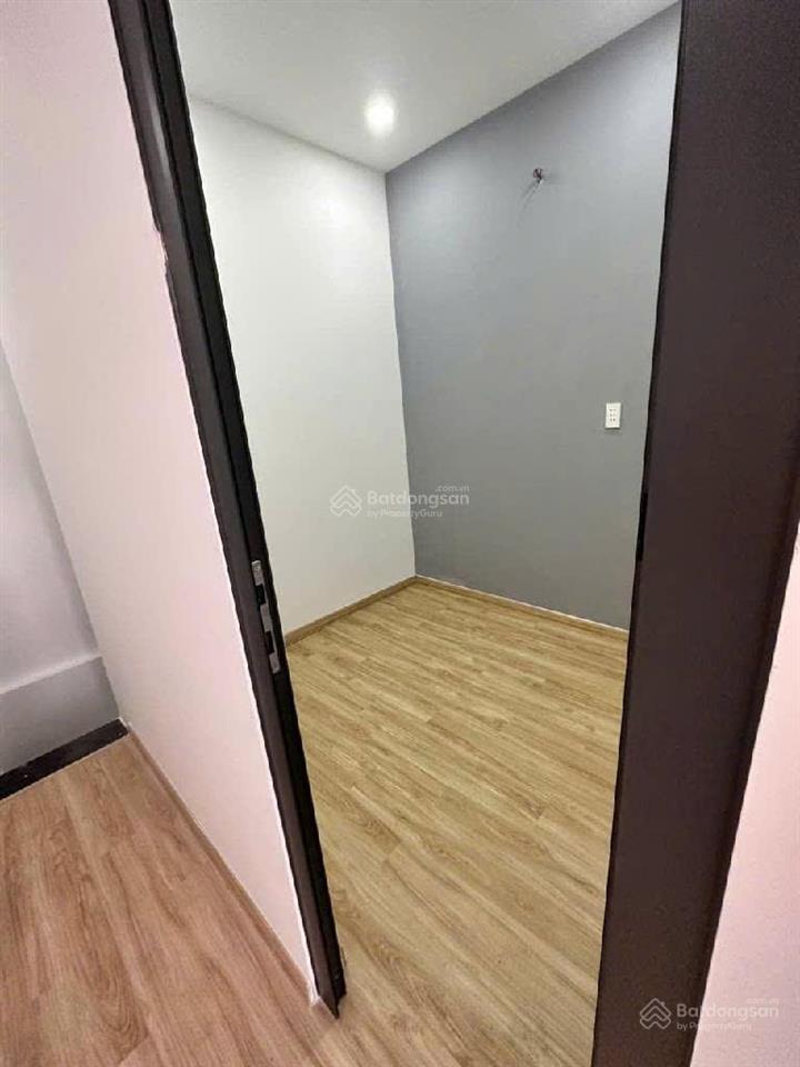 Bán ngôi nhà nhỏ cho gia đình xây hạnh phúc to kdc himlam, 02 tầng, 20m2