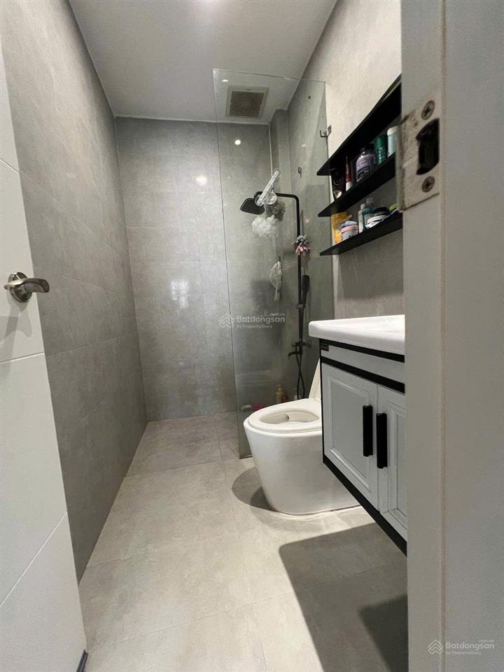 Bán nhà gấp nhà đẹp cho chủ mới kịp đón tết, 02 tầng, dt 3,5x9m