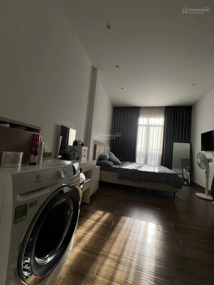 Bán nhà gấp nhà đẹp cho chủ mới kịp đón tết, 02 tầng, dt 3,5x9m