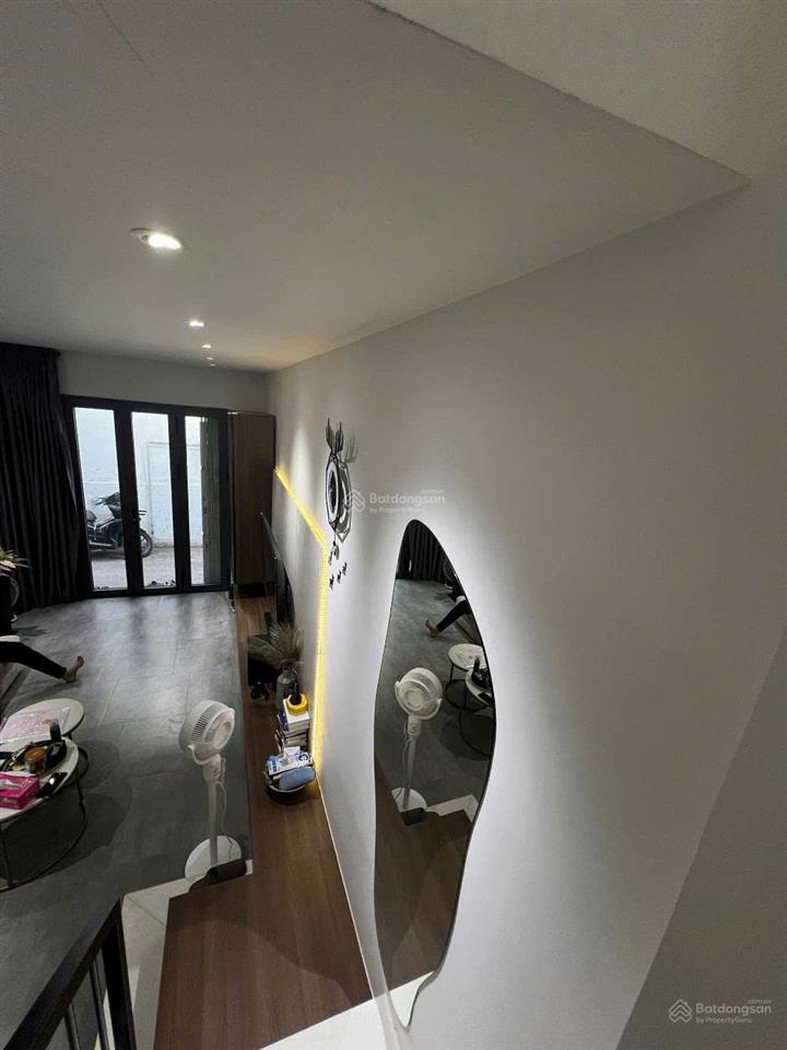 Bán nhà gấp nhà đẹp cho chủ mới kịp đón tết, 02 tầng, dt 3,5x9m