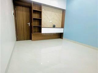Bán nhà tầng 1  kinh doanh được yên ninh, ba đình