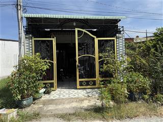 Cần bán nhà đất dàicó sân vườn ở là mê ( dt 5x35 m)