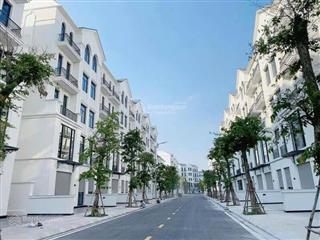 Chủ kẹt tiền cần bán nhanh nhà phố 200m2 tại khu glory, view sau công viên cạnh bến du thuyền
