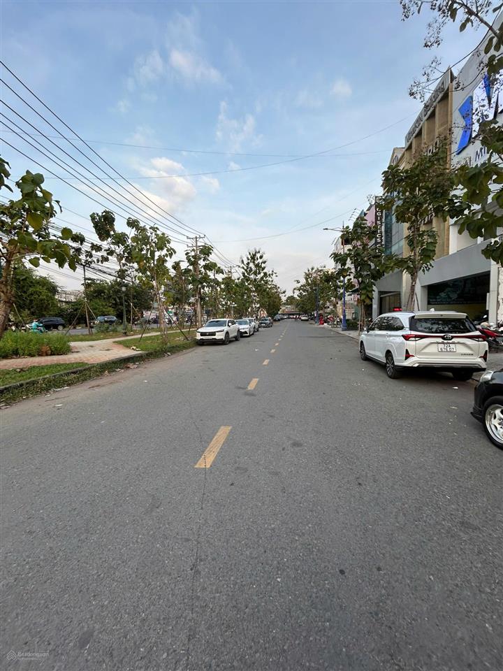 [độc quyền] bán nhanh nhà phố siêu vip, mặt tiền 280a lương định của, 4 tầng + hầm, sẵn hđ thuê